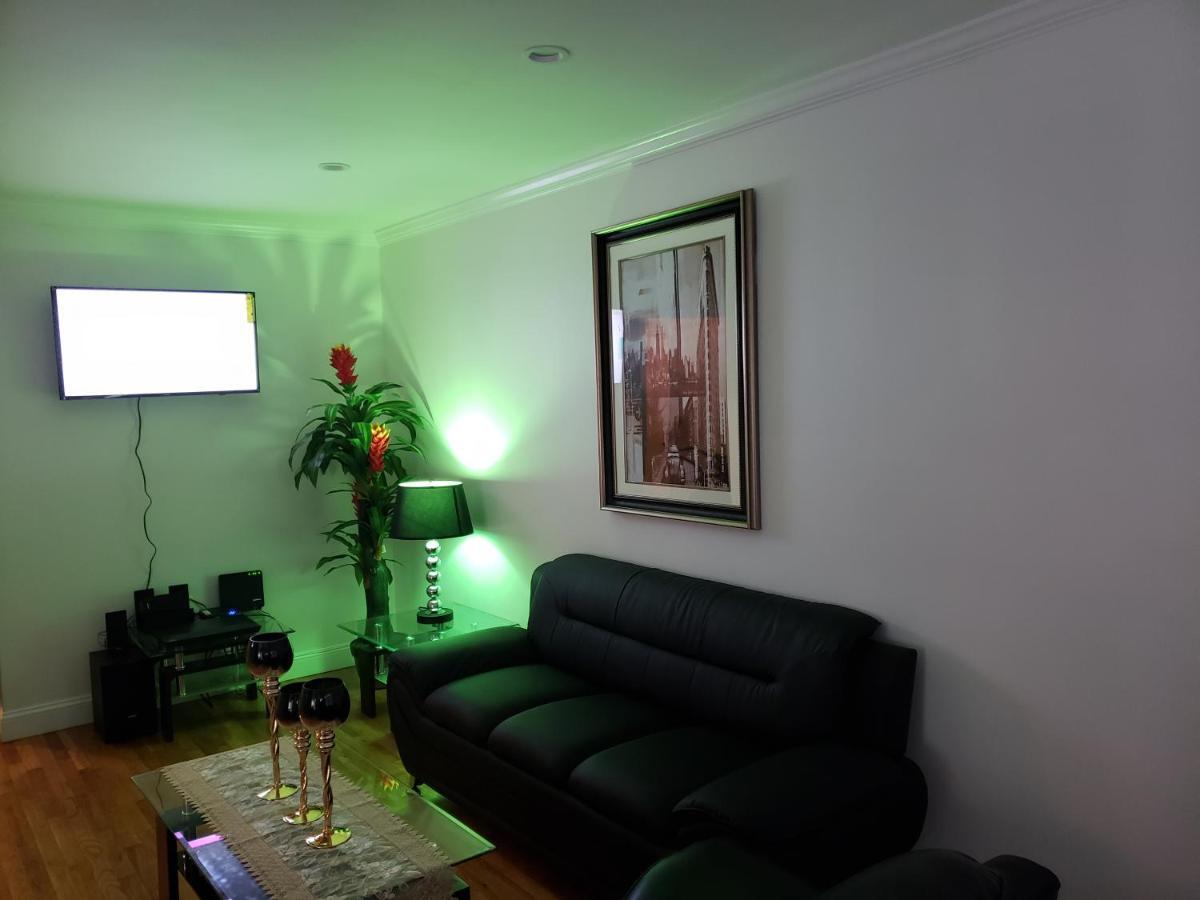 Comfortable Holiday Homestay New York Esterno foto